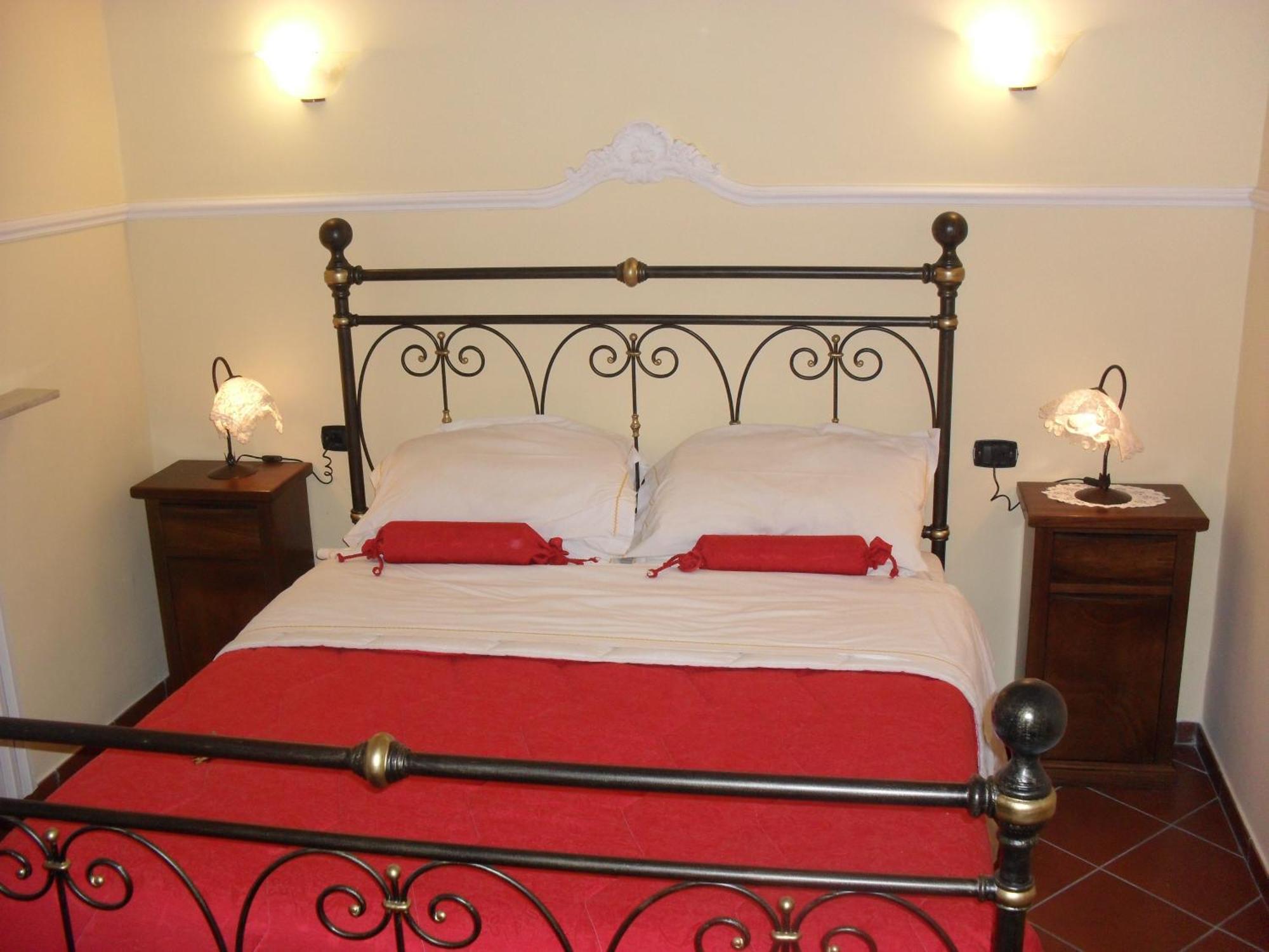 B&Bhotel Emmanuel Napoli ภายนอก รูปภาพ